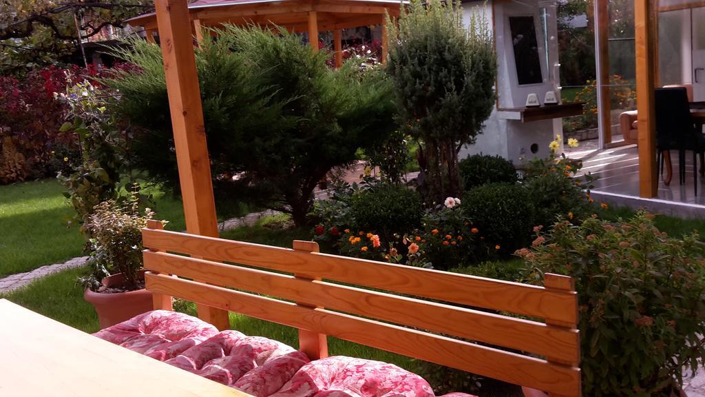 Kyurkchievi Guest House Sapareva Banya Esterno foto