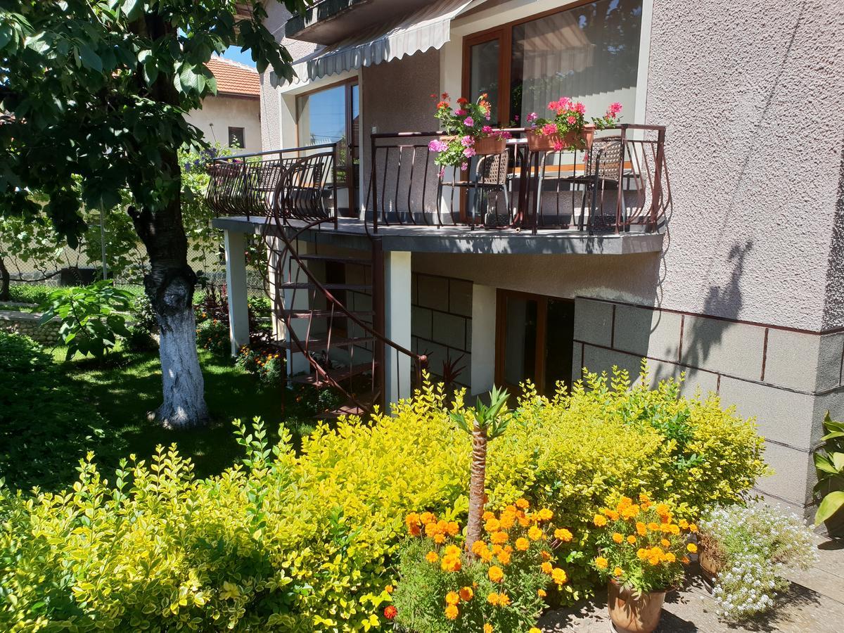 Kyurkchievi Guest House Sapareva Banya Esterno foto